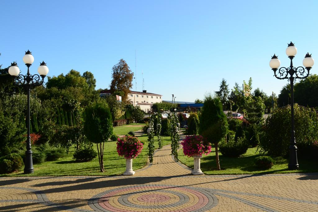 Hotel Palac Akropol ลูบลิน ภายนอก รูปภาพ